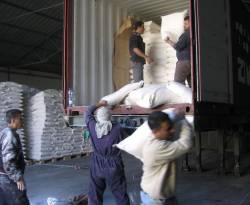 إيران تورد لسوريا رز وسكر منتهي الصلاحية وفاسد