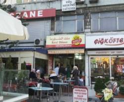 نزوح المأكولات والمطاعم الشامية.. وشوارع اسطنبول تستقبل الضيف الجديد