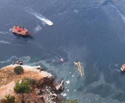غرق قارب سياحي بالقرب من الساحل التركي ووفاة سائح روسي