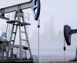 النفط يعوض خسائره مع استمرار التوتر بشأن أوكرانيا