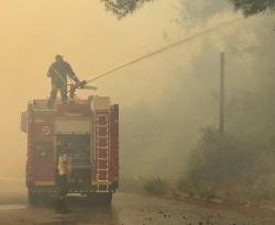 المعركة مع حرائق ريف اللاذقية تستمر لليوم الثالث على التوالي