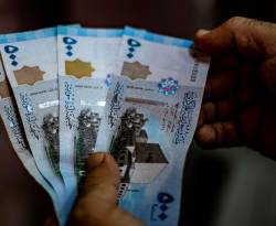 تراجعٌ في سعر صرف الليرة السورية
