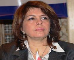 وزيرة سابقة في حكومة النظام تحذر من رفع الدعم عن الخبز
