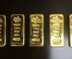 عالمياً: الذهب ينخفض مع انحسار الطلب على الملاذ الآمن بفعل بيانات أمريكية