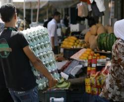 النظام يراهن على انهيار القدرة الشرائية للسوريين في رمضان