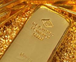 عالمياً: الذهب يتراجع مع انتعاش الدولار والأنظار على مفاوضات الديون اليونانية