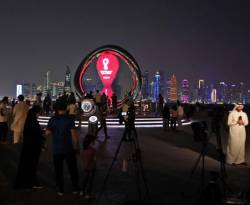 مستشارو سفر ينصحون بتوفير مسارات طيران احتياطية مع استعداد الملايين لحضور كأس العالم في قطر