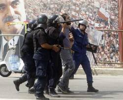 تظاهرات في بيروت احتجاجاً على ارتفاع الضرائب وتجميد الرواتب