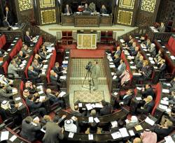 عضو مجلس شعب يطلب تنظيم عرس جماعي لزملائه النواب