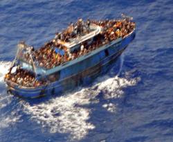 قاضية يونانية تسقط دعوى ضد مصريين متهمين في حادث غرق سفينة مهاجرين