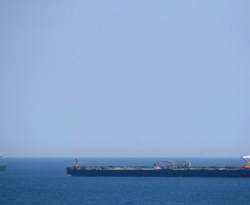 روسيا تتعهد بضمان وصول النفط الإيراني إلى سوريا بشكل مستمر