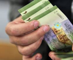 الأحد.. تراجع في سعر الليرة السورية