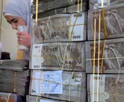 سعر صرف الليرة يواصل تراجعه مقابل الدولار