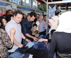 بشار يحابي الصناعيين، ويخفض الرسوم الجمركية على مستورداتهم إلى النصف