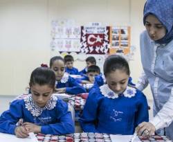قوائم تثير الجدل لمدرسين سوريين سيتم التعاقد معهم في تركيا