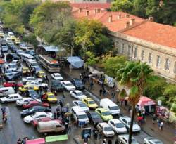 خبير يحذّر من إغراق سوريا بـ 