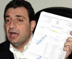 في لبنان: «عم يطعمونا خـ **»