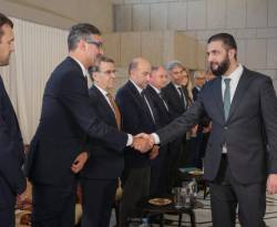 الشرع يستقبل وفداً من رجال أعمال ومستثمرين فرنسيين