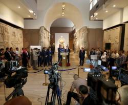 العراق يستعيد آثارا استردتها القوات الأمريكية في سوريا