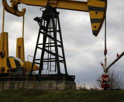 وكالة: روسيا تقول إنتاجها النفطي اليومي لامس أعلى مستوى في التاريخ