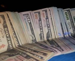 دمشق.. الدولار يسجل سقفاً جديداً هو الأعلى في العام 2017