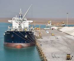 ضغوط إيرانية على العراق والنظام لربط ميناء الخميني باللاذقية