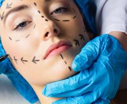 الأقلية السورية المنتفخة.. شد الوجه والرقبة بـ 250 دولار