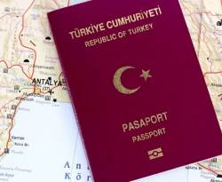 سوريون عالقون في مراحل الجنسية التركية.. يطالبون بإعادة النظر في ملفاتهم