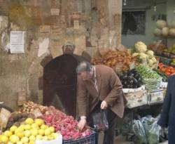 أسواق دمشق: حركة جيدة، وانخفاض طفيف في أسعار بعض الأصناف