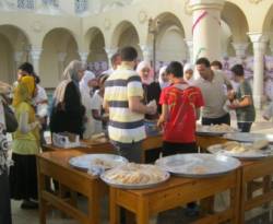 حفل خيري لجمع التبرعات للاجئين السوريين بمصر