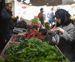 خبير اقتصادي: أتحدى أن تعيش الأسرة بأقل من 15 مليون ليرة في الشهر