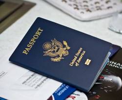 الاتحاد الأوروبي يدرس فرض تأشيرات دخول على مواطني أمريكا وكندا وبروناي