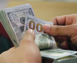 مساء الأربعاء.. أسعار الدولار وسلة من العملات مقابل الليرة