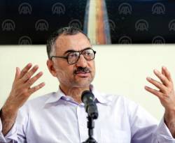 خبير اقتصادي: مجموعات في إيران لا تريد رفع العقوبات الاقتصادية عن البلاد