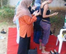 تستهدف اللاجئين السوريين ..جمعيات خيرية في الأردن تتبّع سياسة 