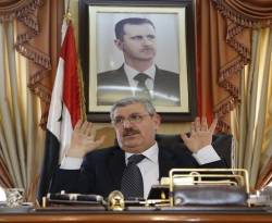 نتيجة بيروقروطية حكومة النظام...شركات عاجزة عن تحريك حساباتها المصرفية