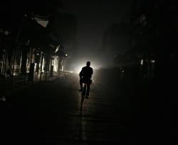 معاقبة الشعب السوري.. بالكهرباء