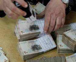 النظام يبث إشاعة عن دعم مغتربين سوريين لليرة