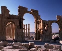 التنظيم على أبواب تدمر...البعد الاقتصادي