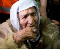 من السويد إلى فرنسا...البصمة تحرف مسار رحلة آخر العمر