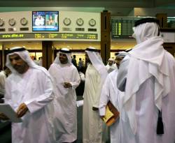 بورصة دبي تتعافى والسوق السعودية تستقر قبل إعلان الميزانية