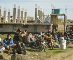 إسدال الستارة على قضية أبناء حوض اليرموك العالقين في بلدة تسيل