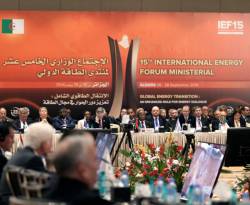 مرونة نفطية سعودية بين حدي الضغط الاقتصادي والحفاظ على حصتها