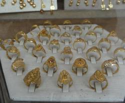 الذهب مستقر حسب التسعيرة الرسمية