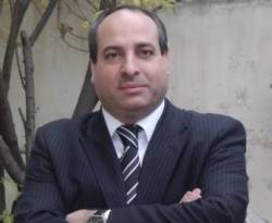 إعلامي اقتصادي يرشح نفسه لمجلس الشعب.. وهذه سيرته بـ 