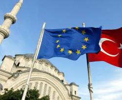 المفوضية الأوروبية توصي برفع تأشيرة دخول الأتراك إلى الاتحاد الأوروبي