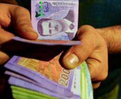 خبير اقتصادي يطالب بزيادة الرواتب في سوريا 60 ضعفاً