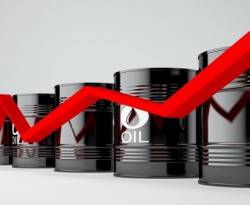 النفط يصعد لأعلى مستوى في 4 سنوات بدعم عقوبات على إيران