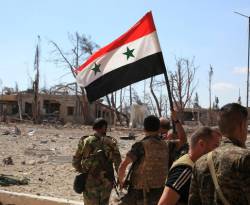 موالٍ للنظام في الساحل: حان الوقت كي يدفع النازحون فاتورة استعادة النظام لمدنهم