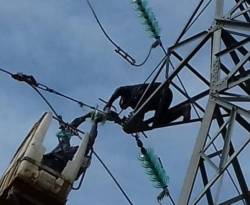 النظام يقول إن سرقات الكهرباء تجاوزت قيمتها 58 مليار ليرة